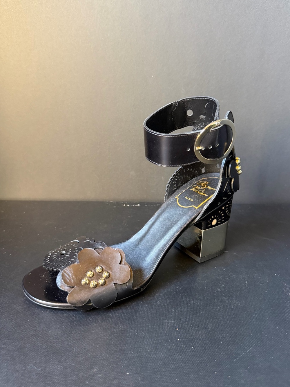 ROGER VIVIER leather ankle strap heels